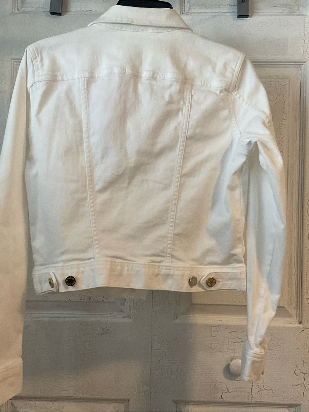 Lilly Pulitzer White Denim Jacket with Gold Buttons - Picture 3 of 5